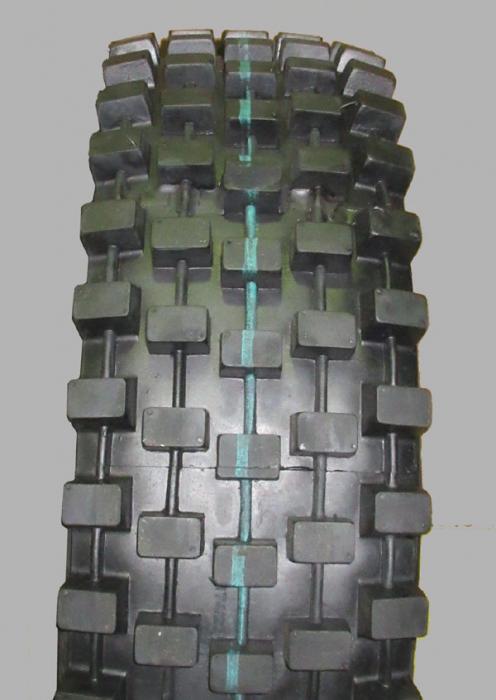 Fedima CRM Stollenreifen 18/63-15
 - 195/55R15 - 5 Reihen